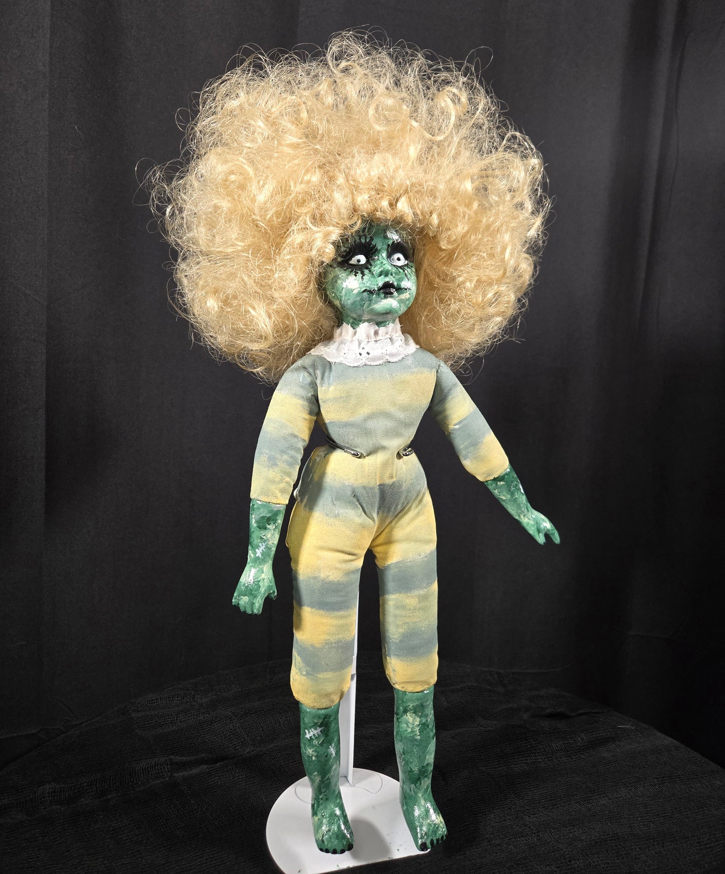 Second Soul Dolly - Visitor